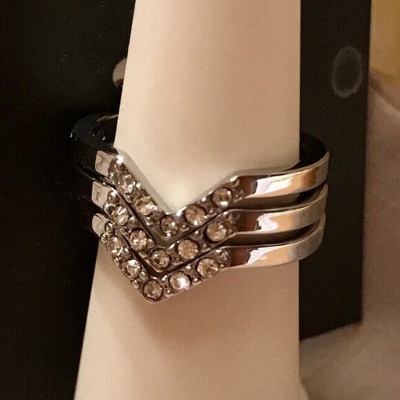 Rebecca Minkoff Crystal CZ Chevron Ring Set Of 3 Rings Size 7 Rhodium Plated New - Picture 2 of 6